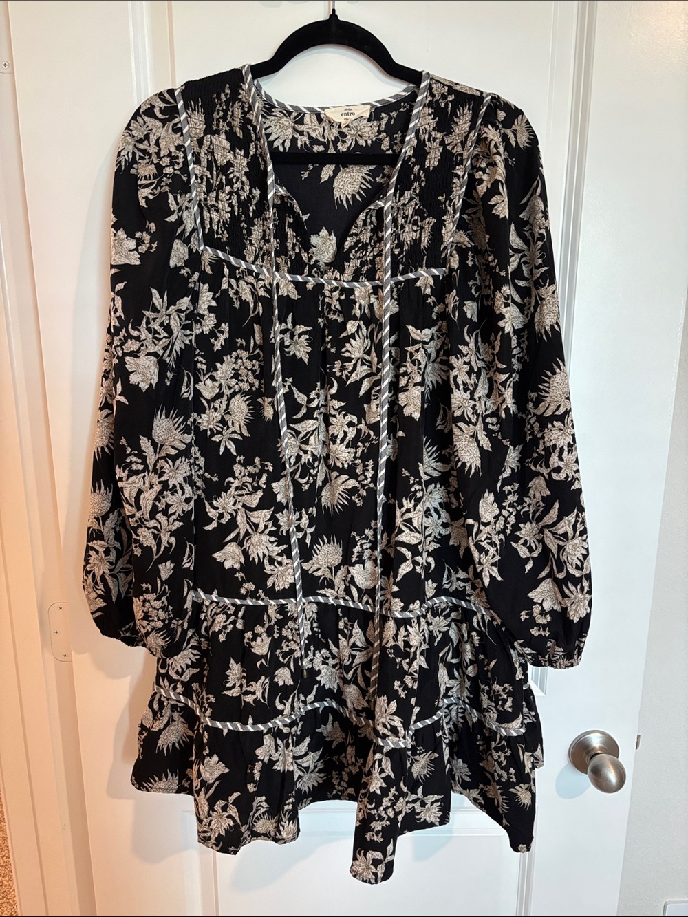 entro Black Floral Tiered Peasant Dress